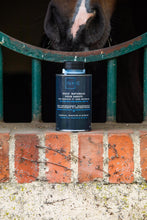 Charger l'image dans la galerie, Huile hydratante naturelle pour sabots NHC